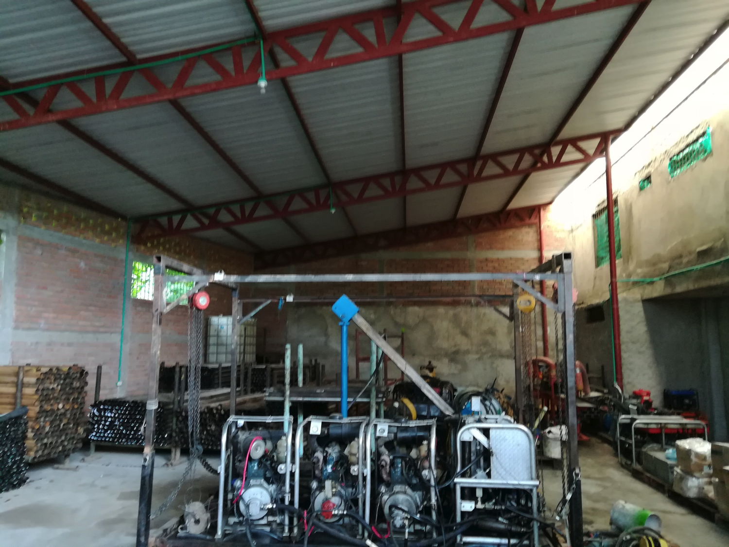 DETALLE DE LAS CERCHAS METALICAS 
AREA BODEGA 2